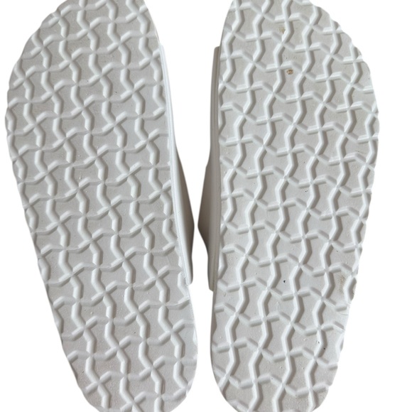 Cushionaire Lane Cork Footbed White Sandals Birkenstock Style Women’s 7 - Picture 10 of 11